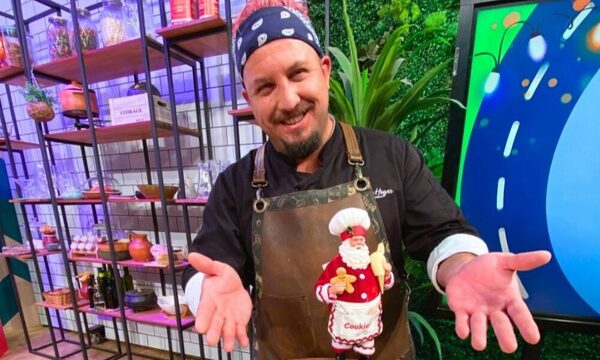 (VIDEO) ¡Cocinero de TV apostó un platal a que se vuelve fit!