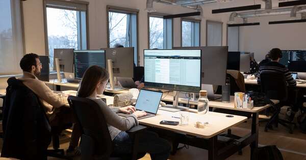 La Nación / Mistral, la joya francesa de inteligencia artificial generativa