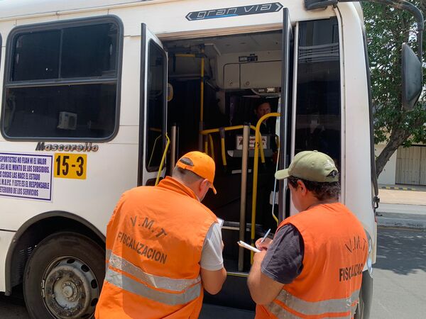 Sancionan a nueve empresas de transporte por no usar aire acondicionado - MarketData