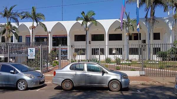 Gobernación del Guairá: denuncian supuesto despido injustificado de una mujer en etapa de lactancia - Nacionales - ABC Color