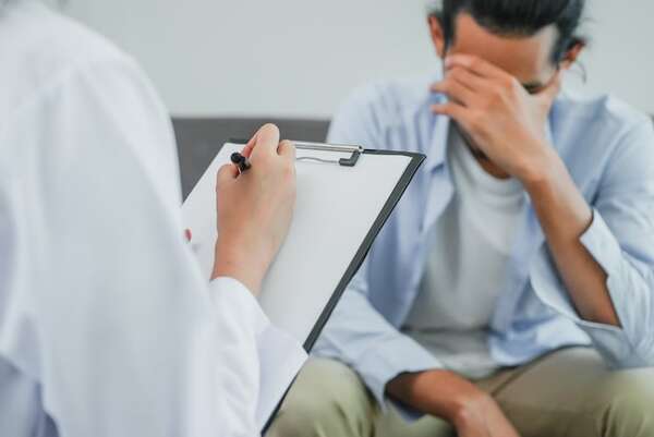 Salud mental en el personal de blanco: una problemática que exige atención - Nacionales - ABC Color