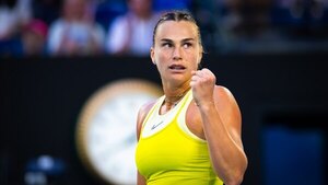 Versus / Sabalenka avanza a octavos en Australia tras una "gran batalla" contra Tauson