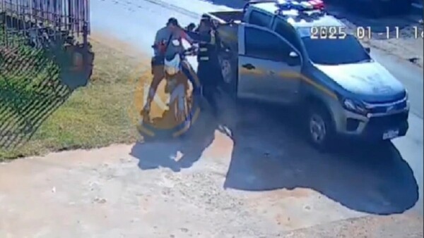 Video: Investigan a agentes de la PMT tras golpiza a motociclista en Capiatá