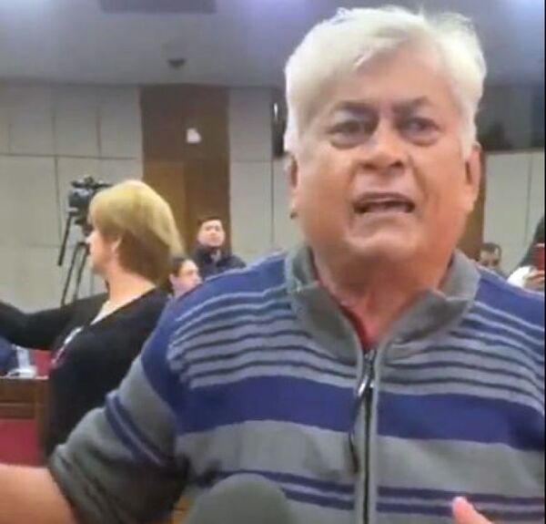 Ante el avasallamiento de los derechos, la gente está ganando las calles, dice sindicalista