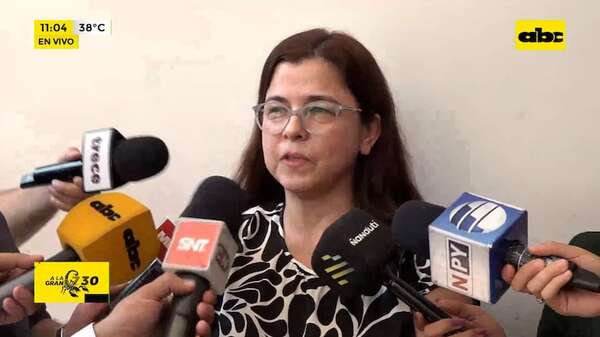 Supuesta ladrona de bebé se negó a declarar ante la Fiscalía - ABC Noticias - ABC Color