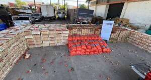 La Nación / Incautan 20.000 kilos de tomates de contrabando en Fernando de la Mora