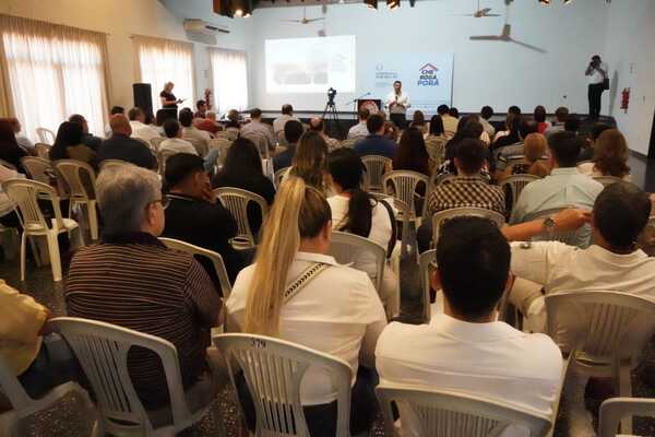 Capacitan a interesados en participar como colaboradores en nueva etapa del programa Che Roga Porã - .::Agencia IP::.