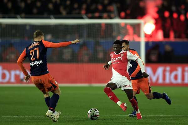 El Mónaco se la pega ante el colista y se despide de la liga (2-1) - Fútbol Internacional - ABC Color