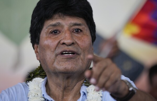 Evo Morales declarado en rebeldía y con orden de detención - 1000 Noticias