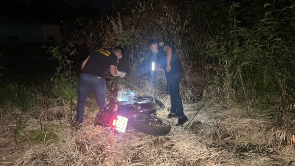 Comisario recupera su moto robada de hospital donde hace prácticas como estudiante de Medicina