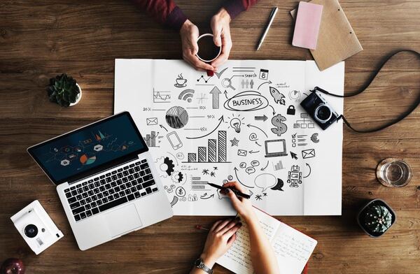 Más allá del diseño: explorando la recursividad de los modelos de negocios | Columnas | 5Días