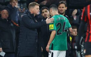 Versus / ¿Se viene el último partido de Almirón en la Premier League?