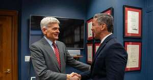 La Nación / El senador Bill Cassidy y el presidente Peña dialogan sobre comercio bilateral