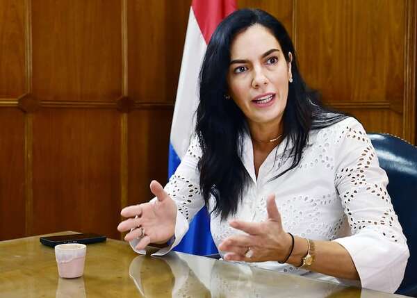 La Ministra del MOPC se defiende y justifica el aumento del precio de los peajes - Nacionales - ABC Color