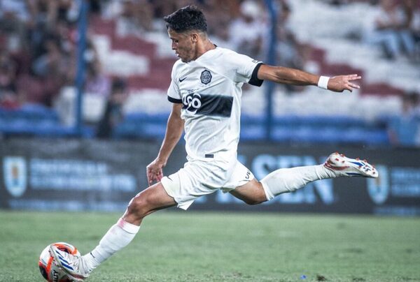 Olimpia derroto a Nacional de Montevideo