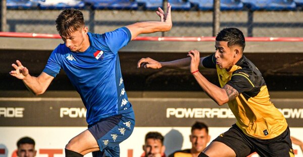 Versus / Nacional y Guaraní se pasan la mano en otro amistoso de pretemporada
