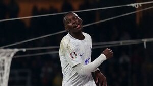 Versus / Cesión de Kolo Muani a la Juventus choca con una nueva norma de la FIFA