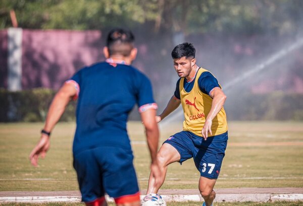 Versus / Diego Martínez decidió no tenerlo en Cerro: “Esto lo tomo con calma”