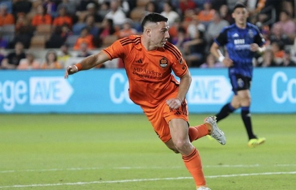 El club argentino con el que negocia Sebastián Ferreira