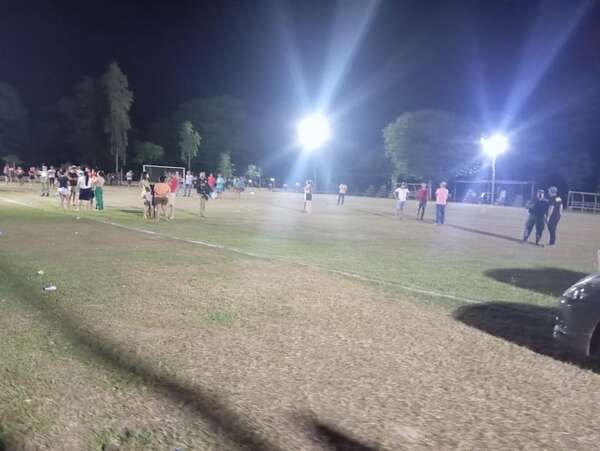 Puentesiño: tres muertos y dos policías heridos tras tiroteo en una cancha - Policiales - ABC Color