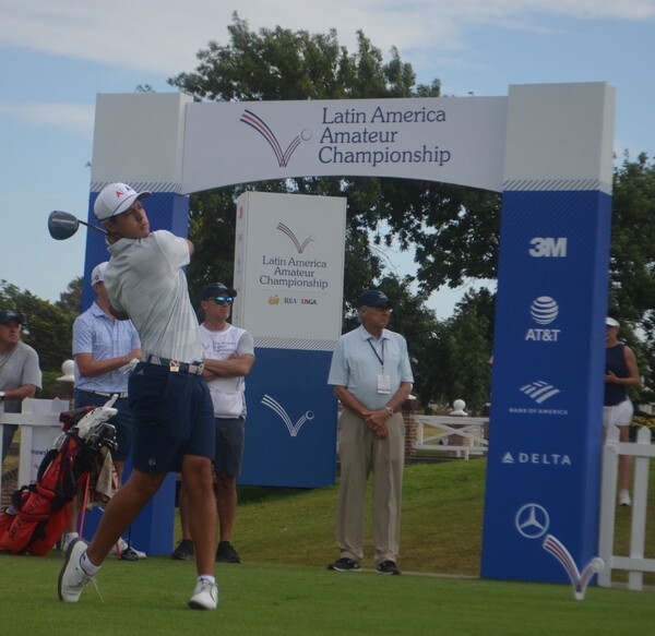 Eric Fortlage fue el mejor golfista paraguayo en sexta posición en Pilar