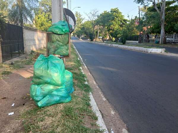San Ber está atestada de basura ante la nula acción de las autoridades - Nacionales - ABC Color