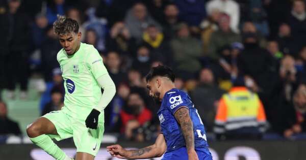 La Nación / Alderete fue figura frente al Barcelona