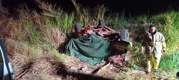 Accidente deja un fallecido y varios heridos en Carmen del Paraná