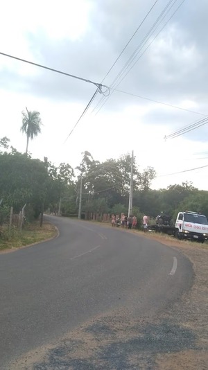 Adolescente pierde la vida tras chocar su "cuaci" contra una columna - 1000 Noticias