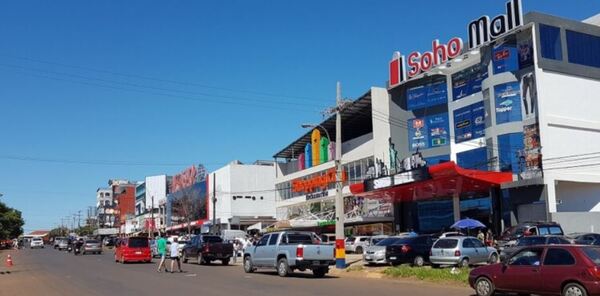 Encarnación recibe cada vez más turistas argentinos por compras