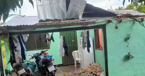 La Nación / Temporal en San José de los Arroyos dejó viviendas destechadas