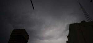 Meteorología: alerta de tormentas se expande y ya alcanza a siete departamentos de Paraguay  - Clima - ABC Color