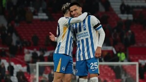 Diego Gómez amplía la nómina de paraguayos que jugaron en Premier