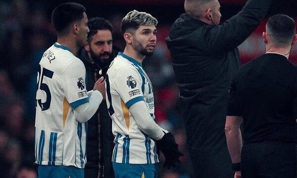 Versus / El mensaje de Enciso tras el debut de su amigo Diego Gómez