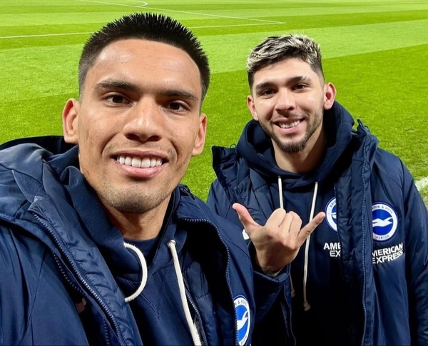 Dos paraguayos juntos en la Premier League: Un hito que se repite después de 13 años