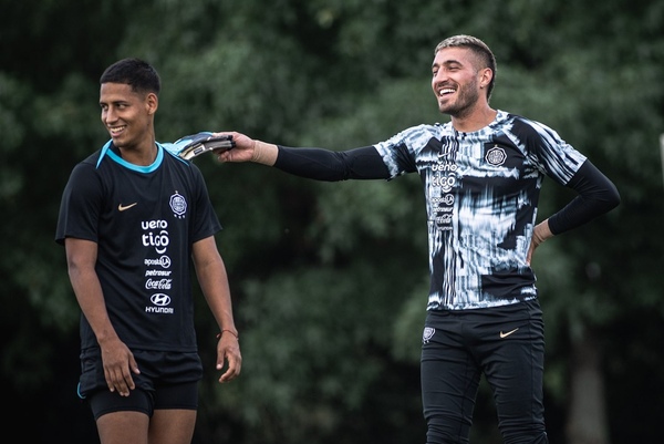 Alarma en Olimpia: ¿Gastón Olveira en duda para la Supercopa Paraguay?