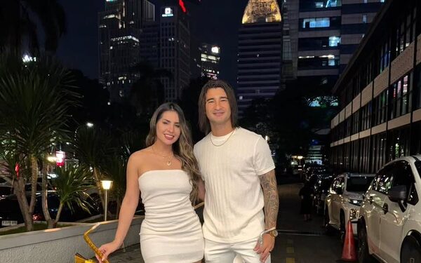 ¡Mañamí! El pelotero “Chino” Martínez llevó a la modelo Rocío Benítez a Indonesia