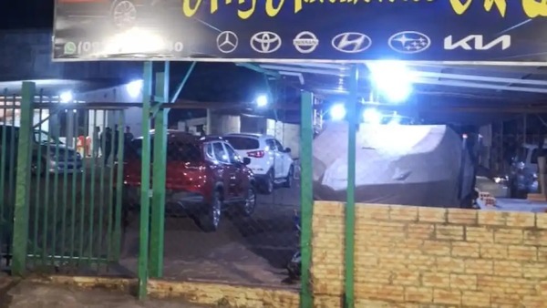 Asaltan playa de vehículos en Ciudad del Este - 1000 Noticias