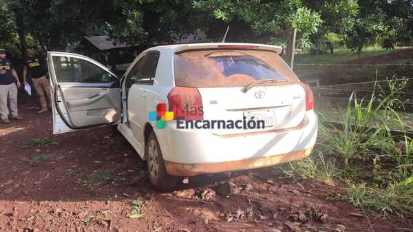 Recuperan vehículo robado en Cambyretá y detienen a uno de los ocupantes
