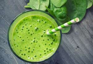 Nutritivo batido de banana y espinacas, ideal para empezar el día - Gastronomía - ABC Color