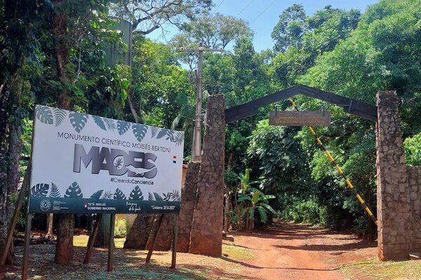 Reapertura del Parque Moisés Bertoni en Presidente Franco