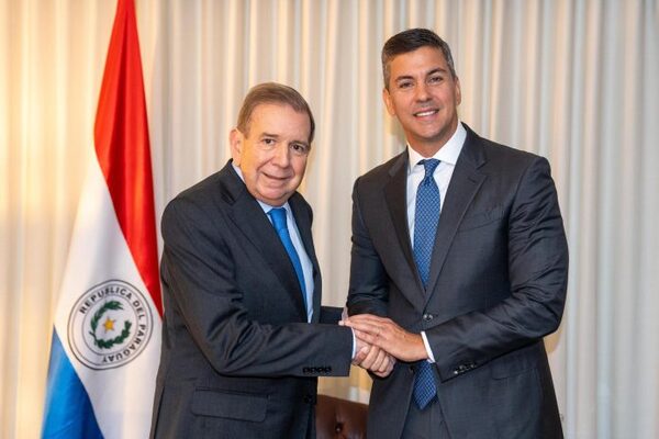 Edmundo González agradece apoyo de Gobierno paraguayo