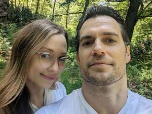 Henry Cavill ya tiene a su hijo en brazos - Gente - ABC Color