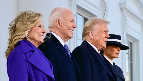 Donald Trump llega a la Casa Blanca antes de su juramento