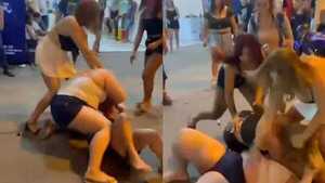 Mujeres se agarraron a golpes en plena calle
