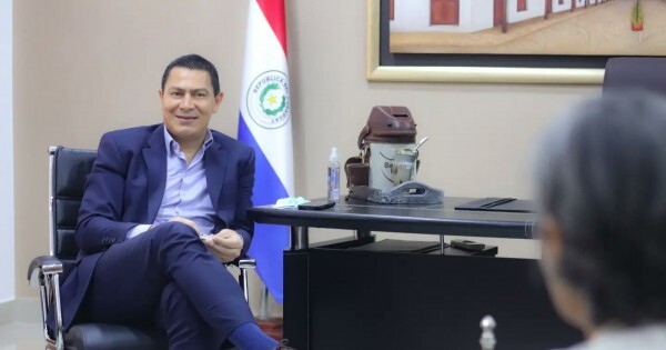 Dos concejales colorados se van con Farías y Echeverría apuesta a un acuerdo con los liberales