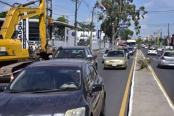 Eusebio Ayala: caótico tránsito en el primer lunes de obras frente a la SND - Nacionales - ABC Color
