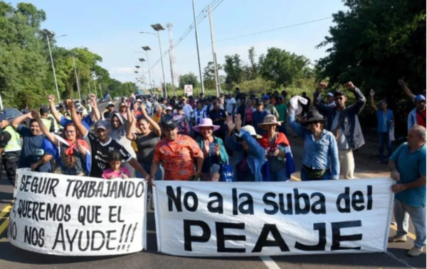 Camioneros preparan movilización contra suba de peajes y unificación de precios de patente de rodados