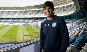 Oscar Romero sigue sin club y fue ofrecido a Racing