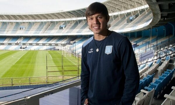 Oscar Romero sigue sin club y fue ofrecido a Racing